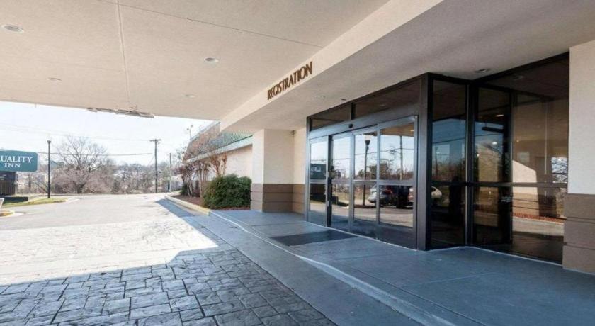 Quality Inn Windsor Mill Dış mekan fotoğraf