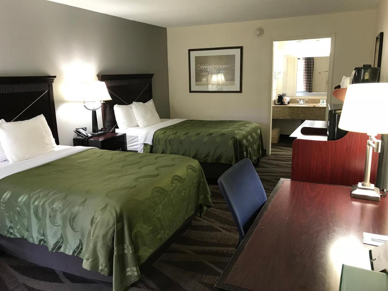 Quality Inn Windsor Mill Dış mekan fotoğraf